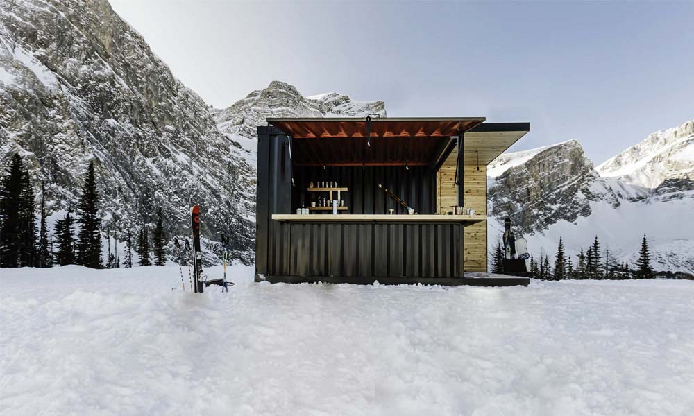 El bar móvil hecho con un contenedor marítimo, el Honomobar 1