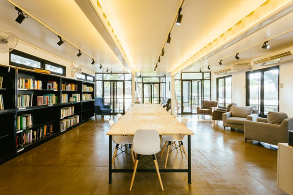 Campus de desarrollo sostenible basado en contenedores marítimos 2