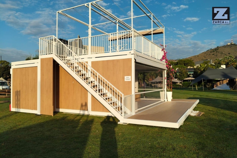 Bar modular de contenedores triunfa en el CSIO del Club de Polo 1 bar modular contenedor