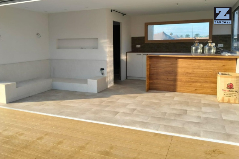 Bar modular de contenedores triunfa en el CSIO del Club de Polo 2 bar modular evento polo