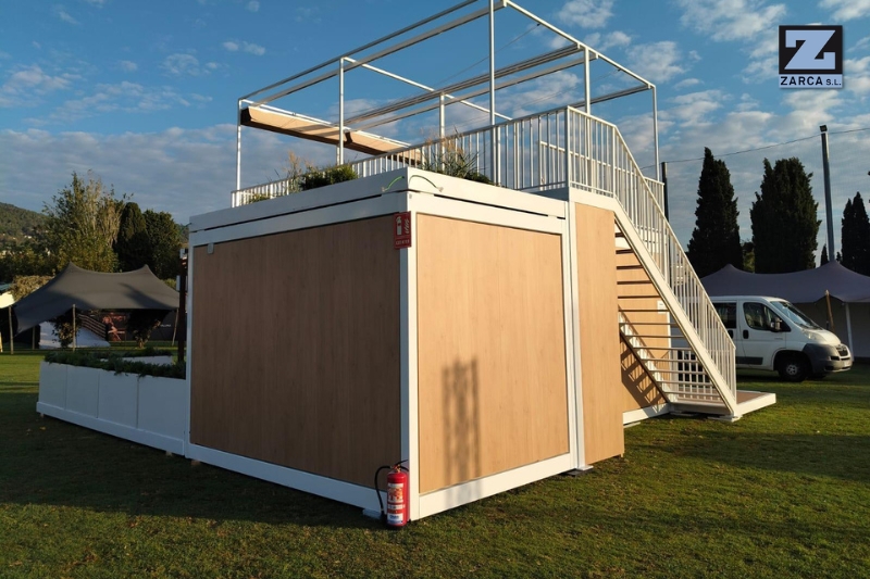 Bar modular de contenedores triunfa en el CSIO del Club de Polo 5 bar modular evento