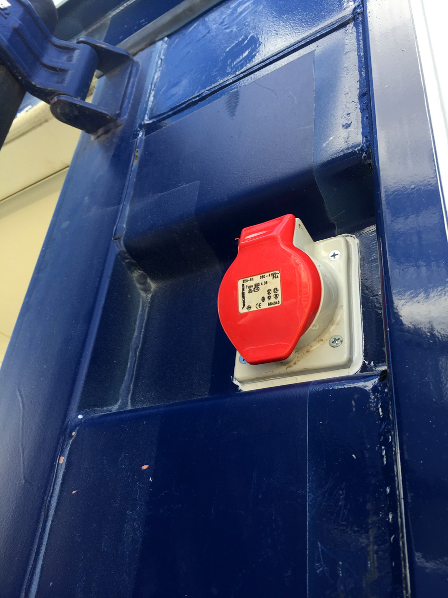 Transformación 20' DRY con aislamiento térmico 7