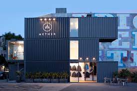 Tienda de ropa Aether - container shop